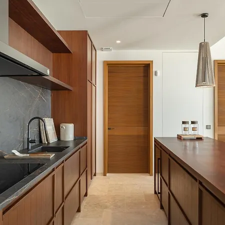 Villa H @ Cortesin