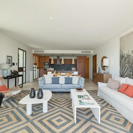 Villa H @ Cortesin *