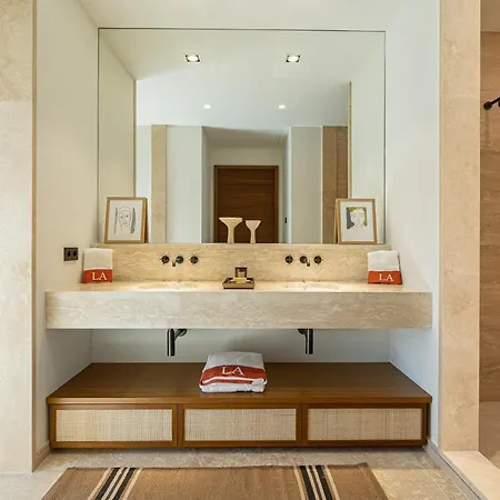 Villa H @ Cortesin Casares